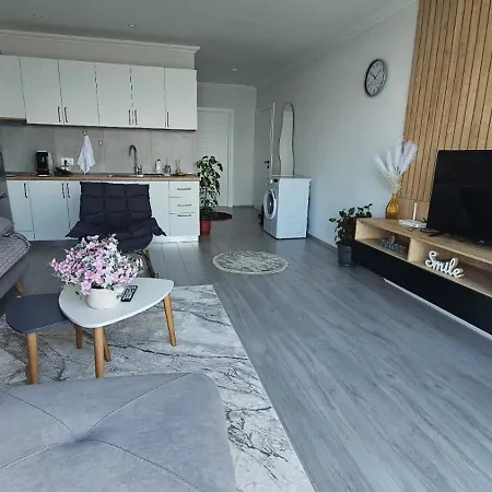 Shiroka's Special Guest Apartment *