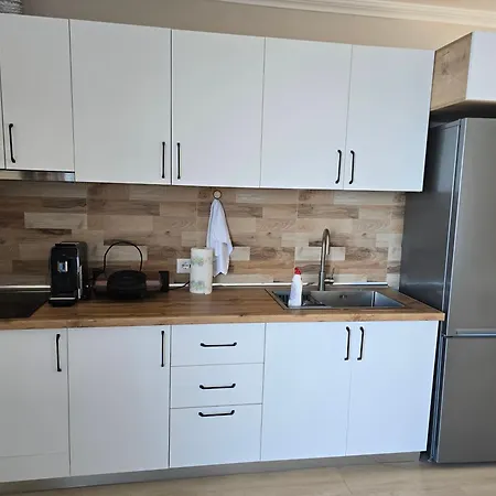 Shiroka's Special Guest Apartment