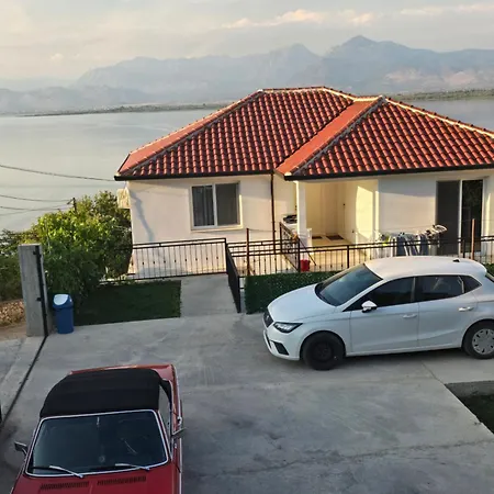 Shiroka's Special Guest Apartment Shkodra